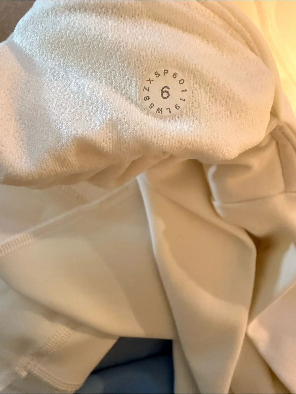Lululemon Forget The Sweat Tight 25 White Mesh Leggings Size 6